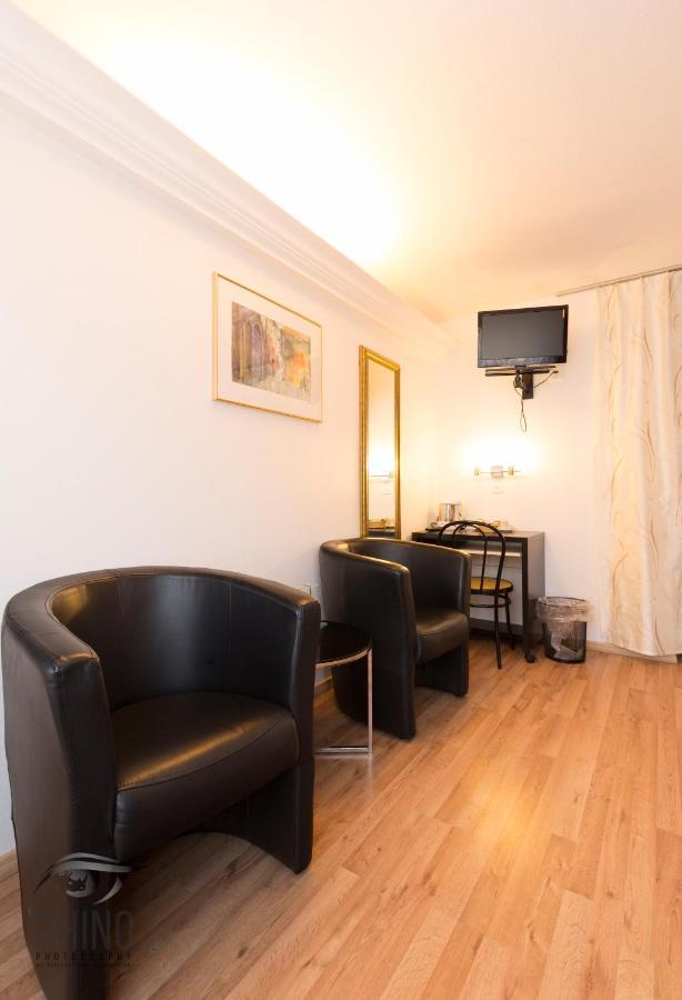 Metropol 3* Biel